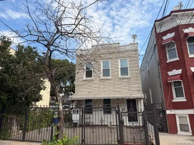 1041 E 216th Street, Bronx, NY 10469 - #1