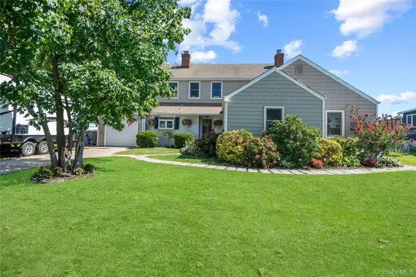 73 Maple Avenue, Bay Shore, NY 11706