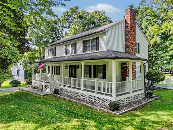 2 Aida Lane, Cortlandt Manor, NY 10567