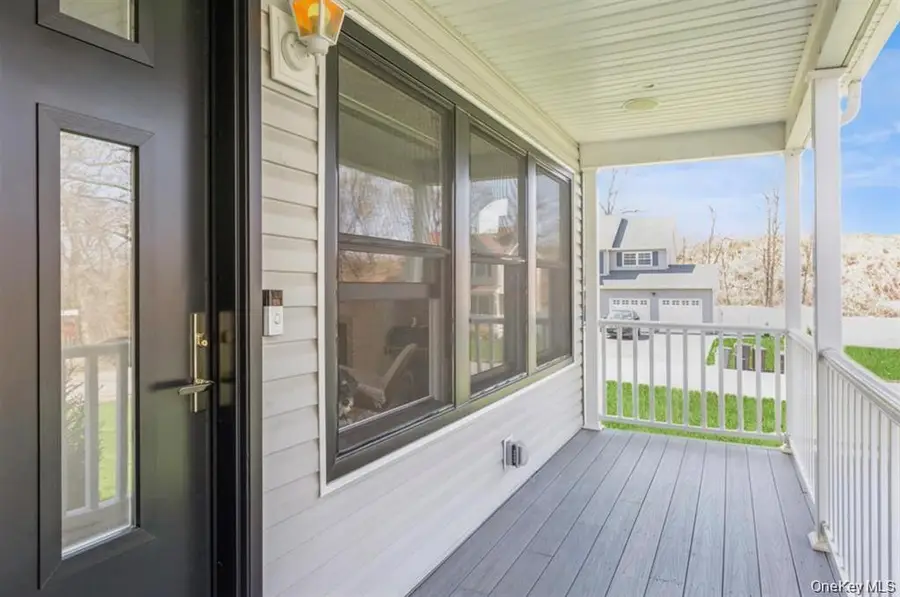 12 Midvale Avenue, Port Jefferson Station, NY 11776 - #3