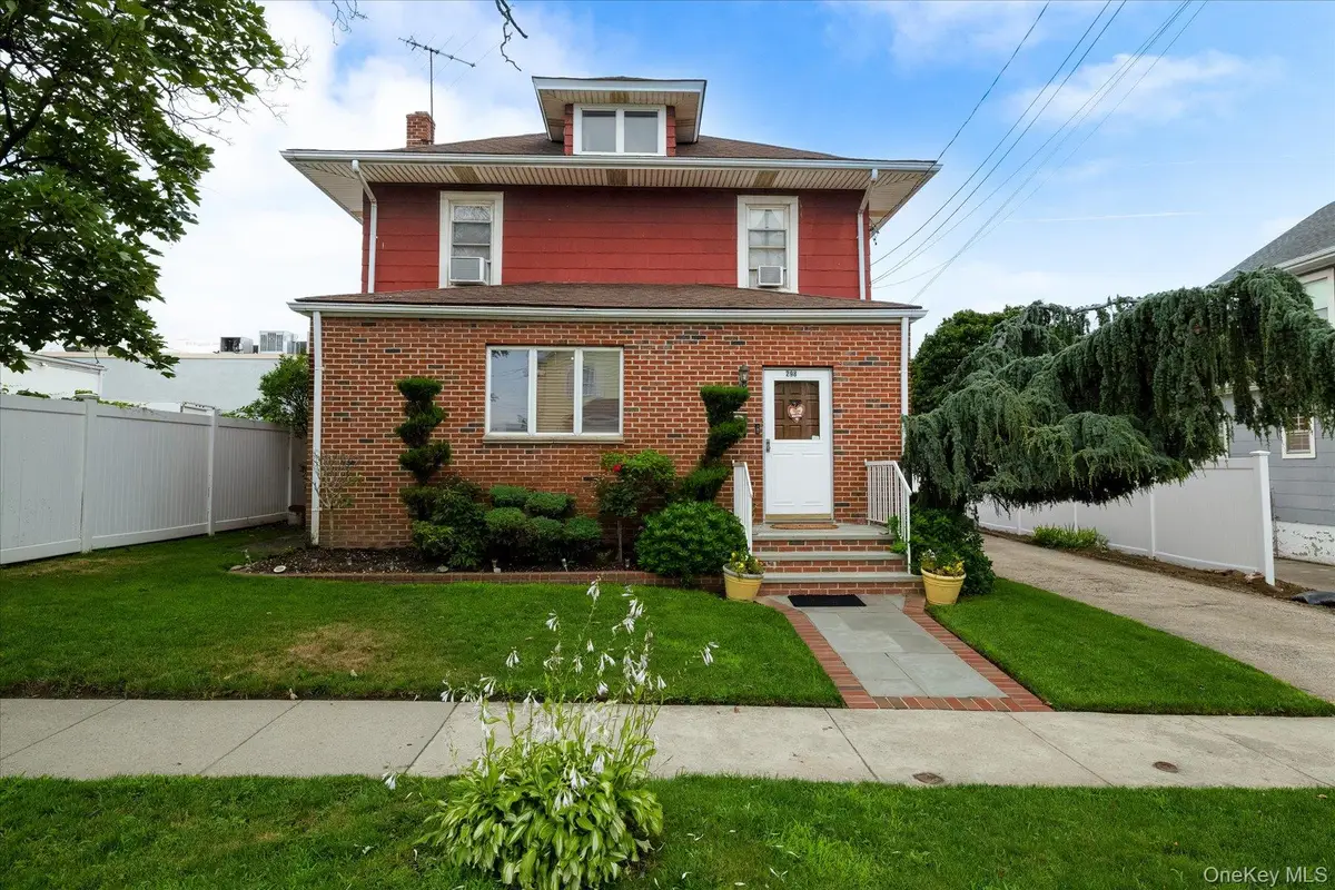 298 Lincoln Place, Lawrence, NY 11559 - #1