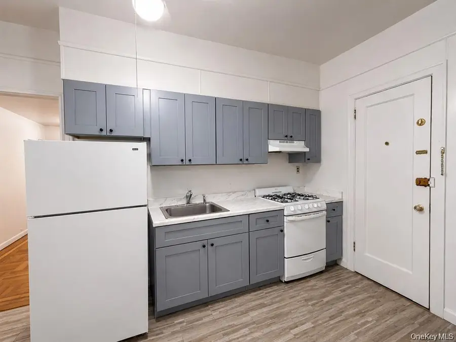 2043 Mayflower Avenue, Bronx, NY 10461 - #2