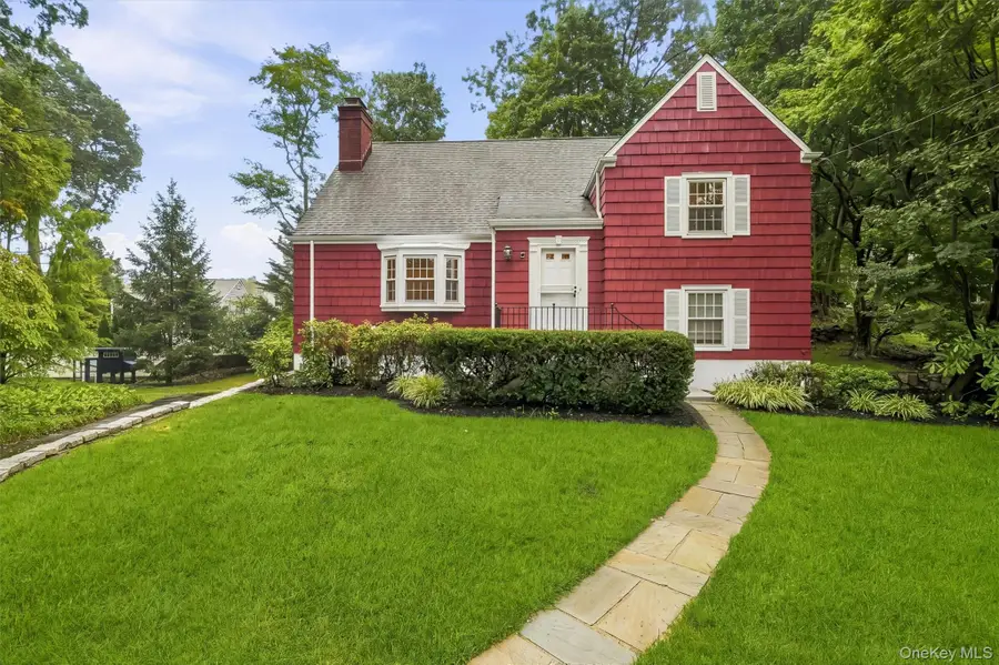 24 Smallwood Place, White Plains, NY 10603 - #2
