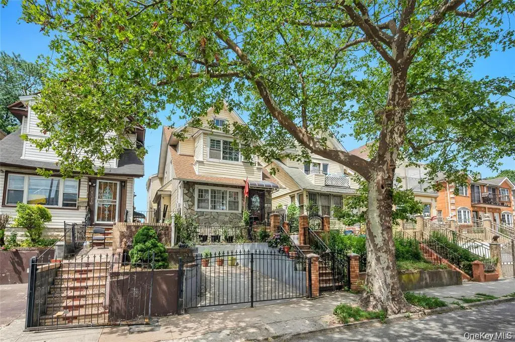 10530 Van Wyck Expressway, South Richmond Hill, NY 11419 - #1