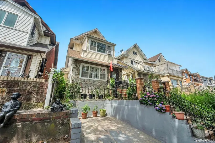 10530 Van Wyck Expressway, South Richmond Hill, NY 11419 - #3