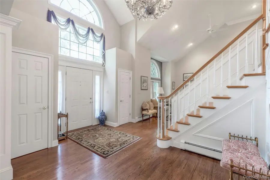 14 Cobbler Lane, East Setauket, NY 11733 - #3