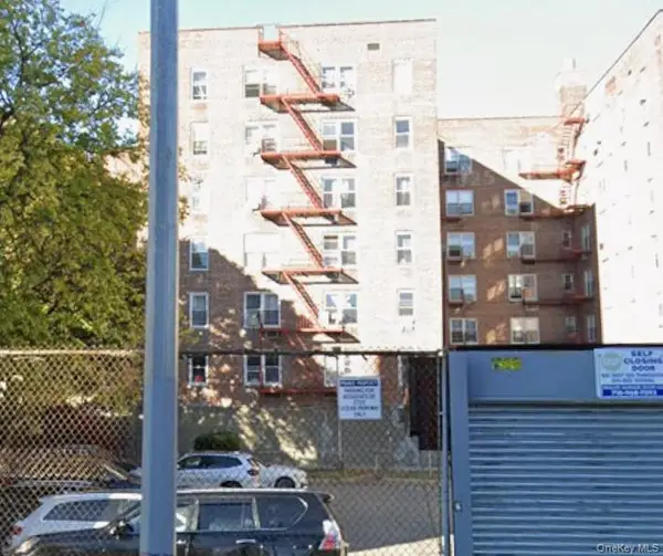 2727 Ocean Parkway #D18, Brooklyn, NY 11235