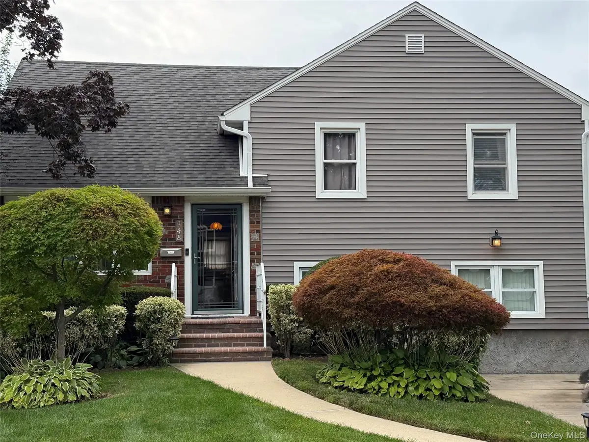 948 Simon Place, Wantagh, NY 11793 - #1