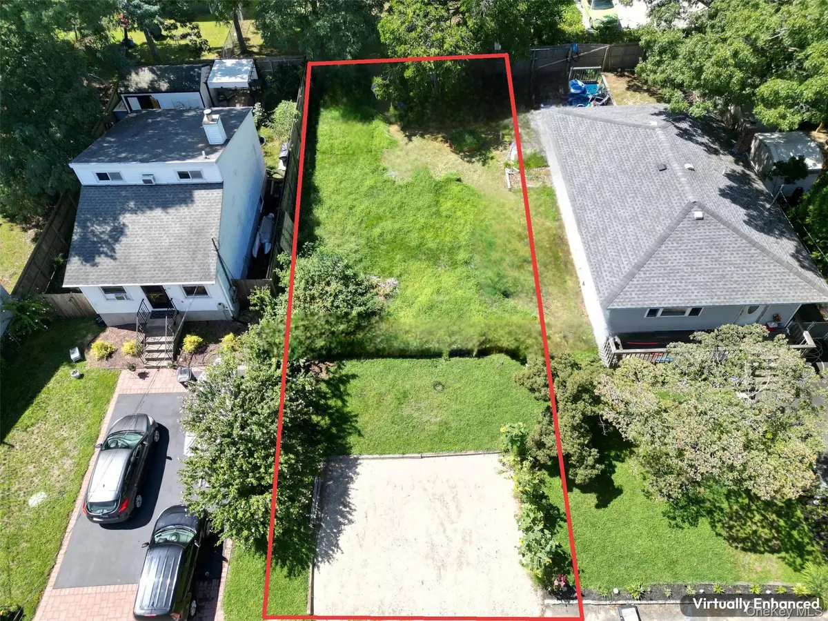 24 Franklin Avenue, Mastic, NY 11950 - #1