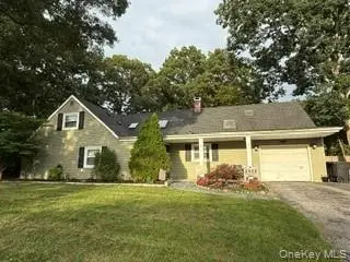 23 Lakeside Drive, Ronkonkoma, NY 11779 - #1
