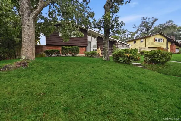 160 Hawkins Road, Centereach, NY 11720