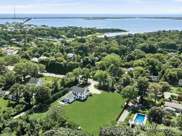 11 Shinnecock Road, Hampton Bays, NY 11946