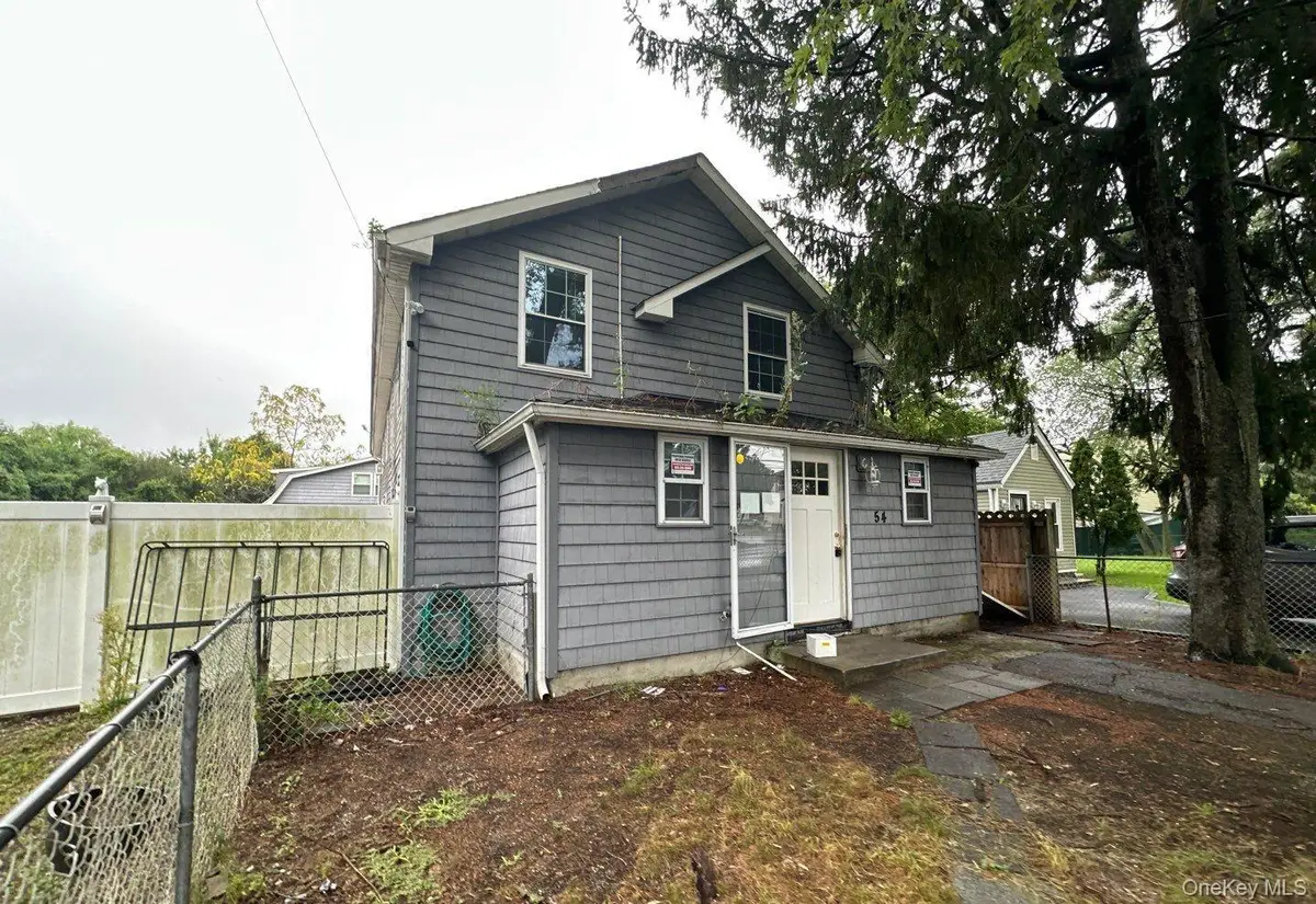 54 Oneill Avenue, Bay Shore, NY 11706 - #1