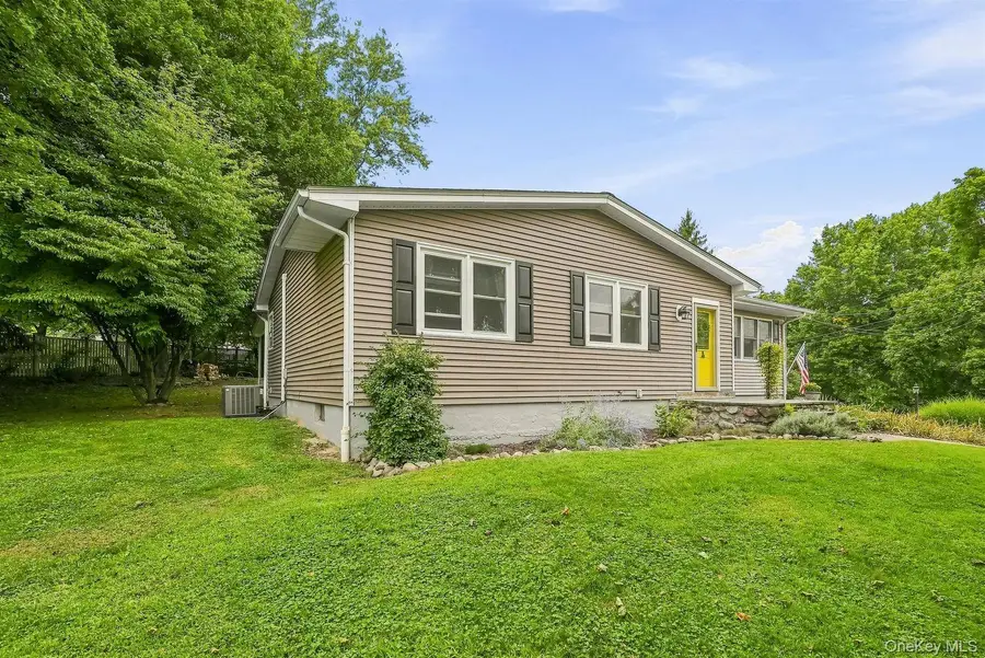 4 Rena Marie Circle, Washingtonville, NY 10992 - #3