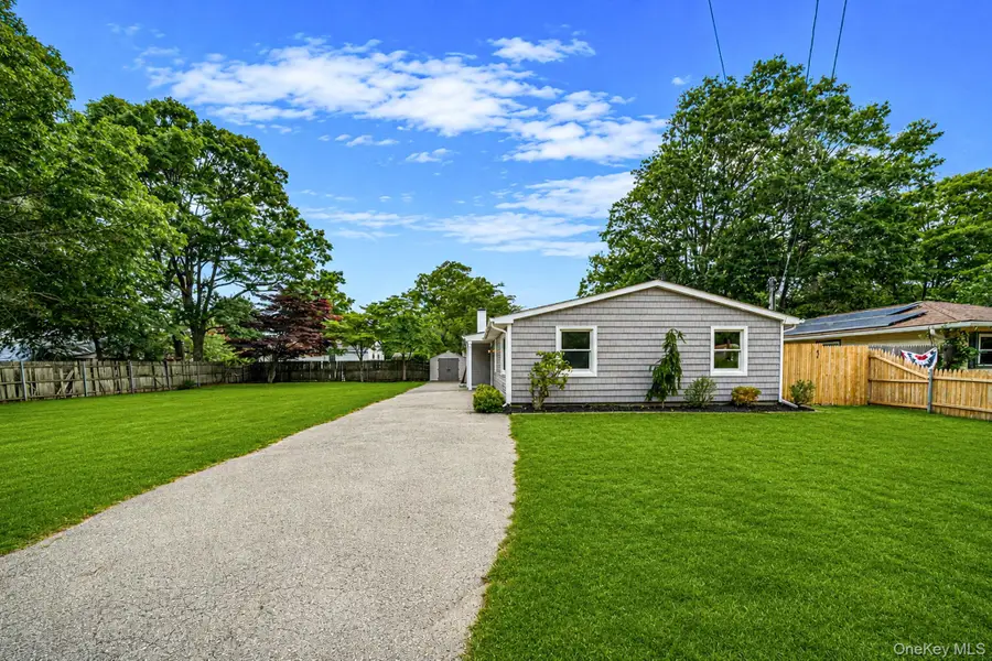 28 Ashwood Drive, Shirley, NY 11967 - #2