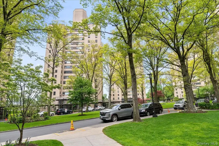 4 Fordham Hill Oval #16C, Bronx, NY 10468 - #2