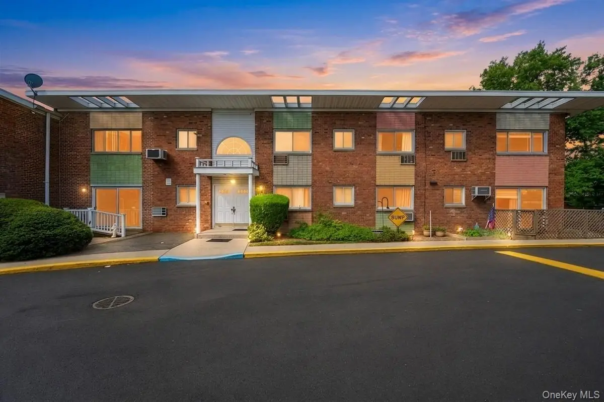 263 N Newbridge Road, Levittown, NY 11756 - #1