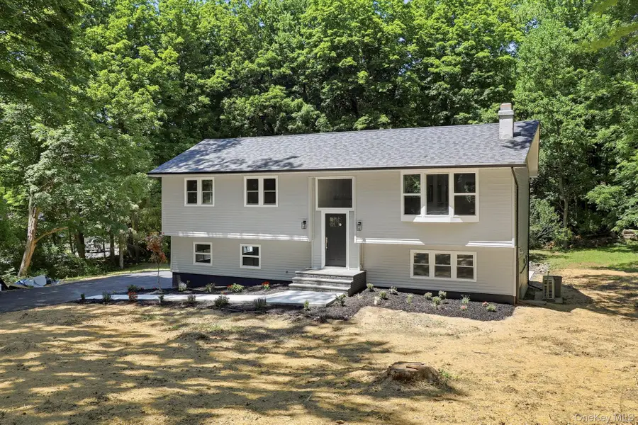 6 Vanessa Lane, Staatsburg, NY 12580 - #2