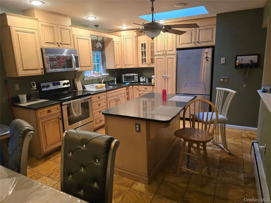 8 Kayleigh Drive, New Paltz, NY 12561 - #2