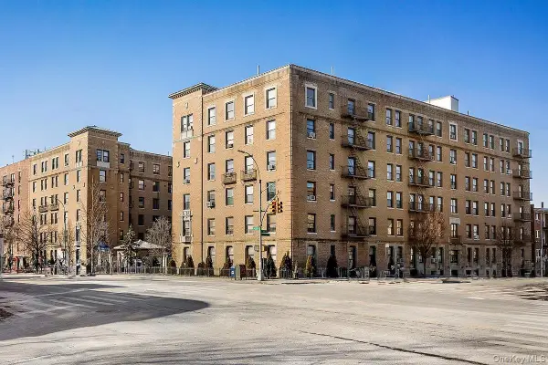148-09 Northern Boulevard #5K, Flushing, NY 11354