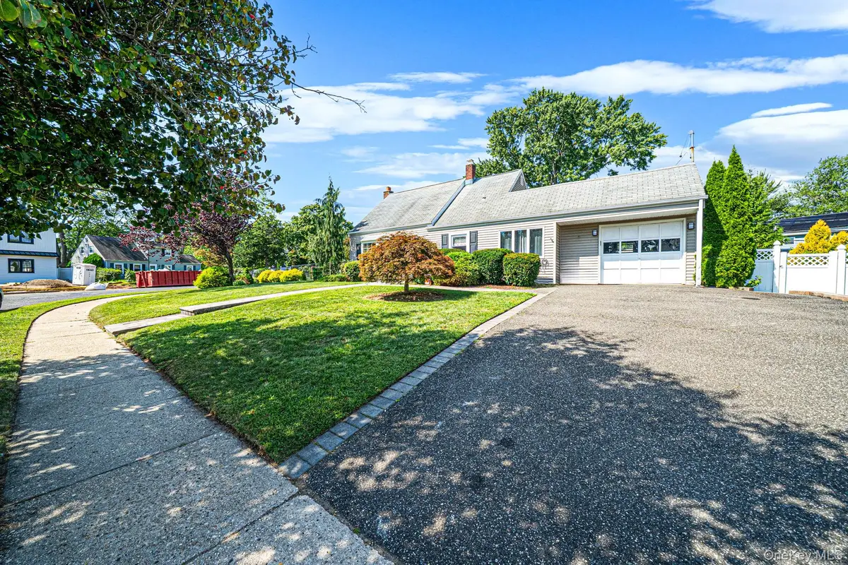 96 Slate Lane, Levittown, NY 11756 - #1