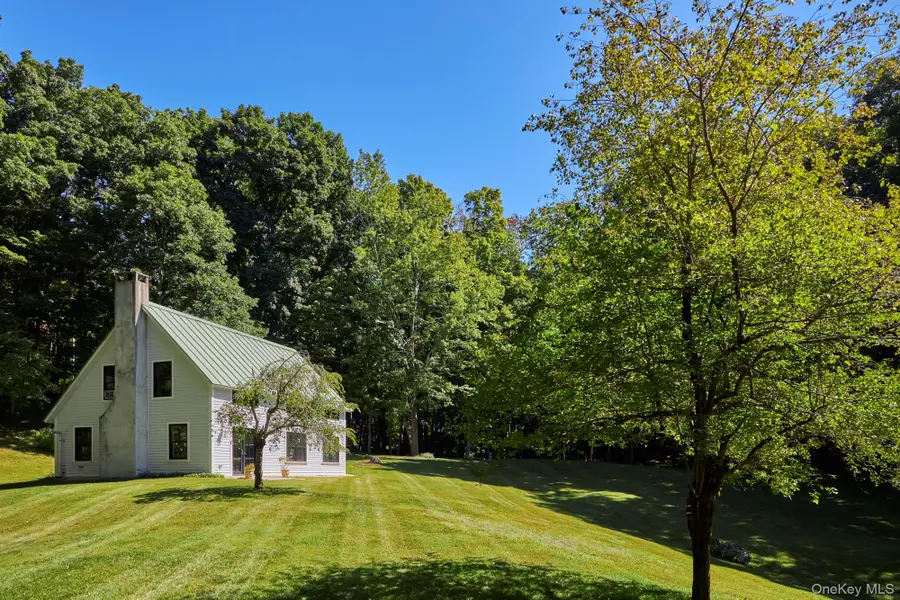 8 Old North Anson Way, Stanfordville, NY 12581 - #2