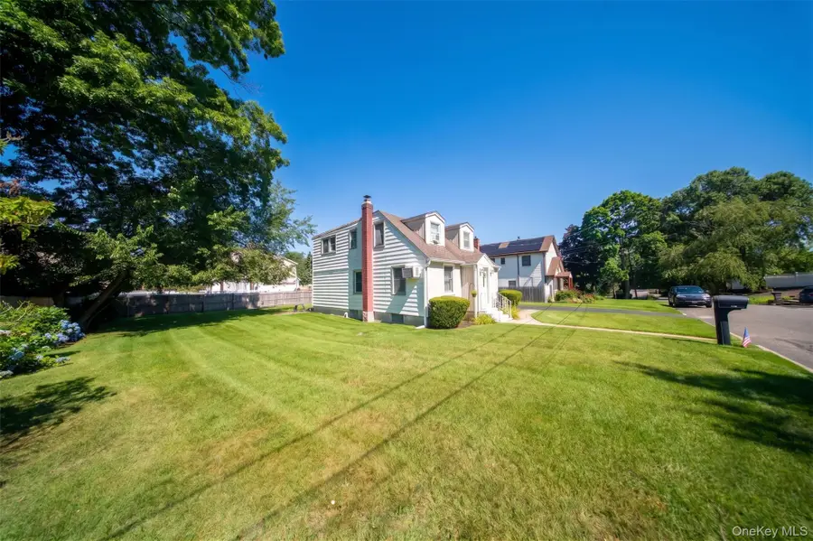 120 Aspen Road, Kings Park, NY 11754 - #3