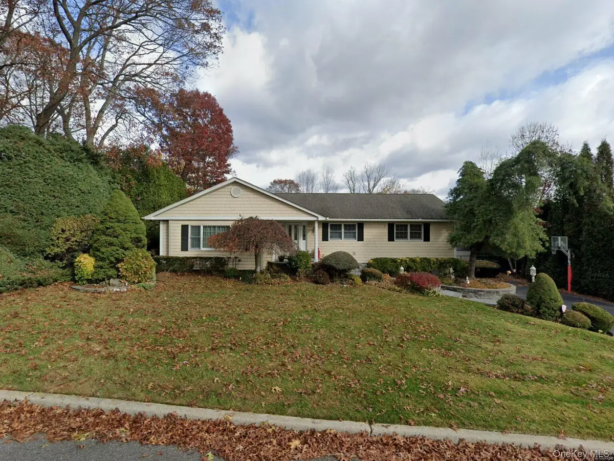 20 High Ridge Road, Plainview, NY 11803 - #1