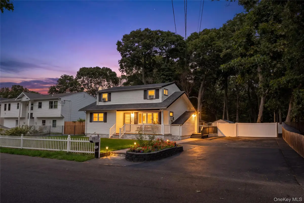 65 Carr Lane, Coram, NY 11727 - #1