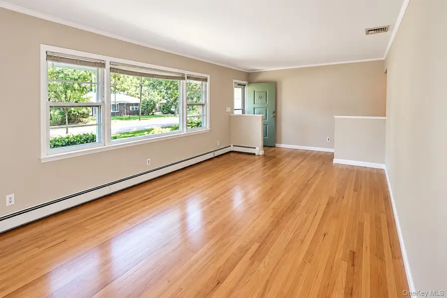 74 N Howells Point Road, Bellport, NY 11713 - #3