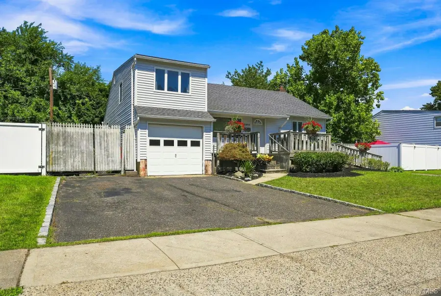 3905 Clove Court, Seaford, NY 11783 - #3