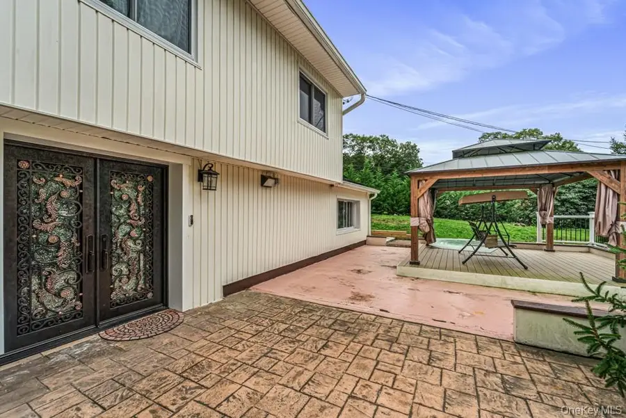 29 Hillside Lane, Syosset, NY 11791 - #2