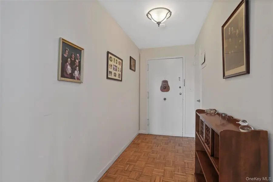 56 Doyer Avenue #6F, White Plains, NY 10605 - #3