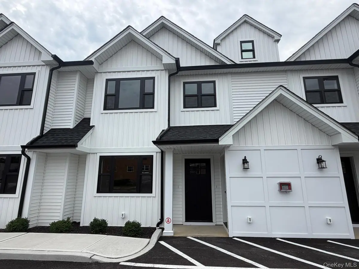 161 Union Avenue #5, Lynbrook, NY 11563 - #1