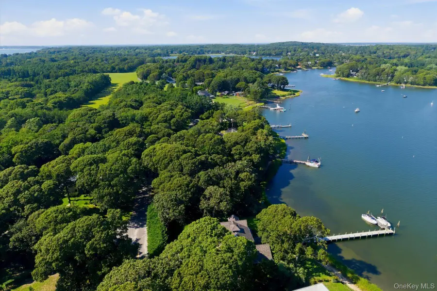 9 Bay Shore Drive, Shelter Island, NY 11964 - #3