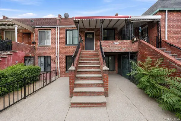 122 E 46th Street, Brooklyn, NY 11203