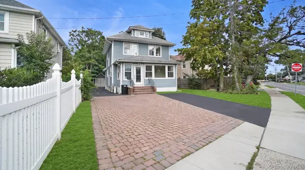 139 5th Avenue, Bay Shore, NY 11706