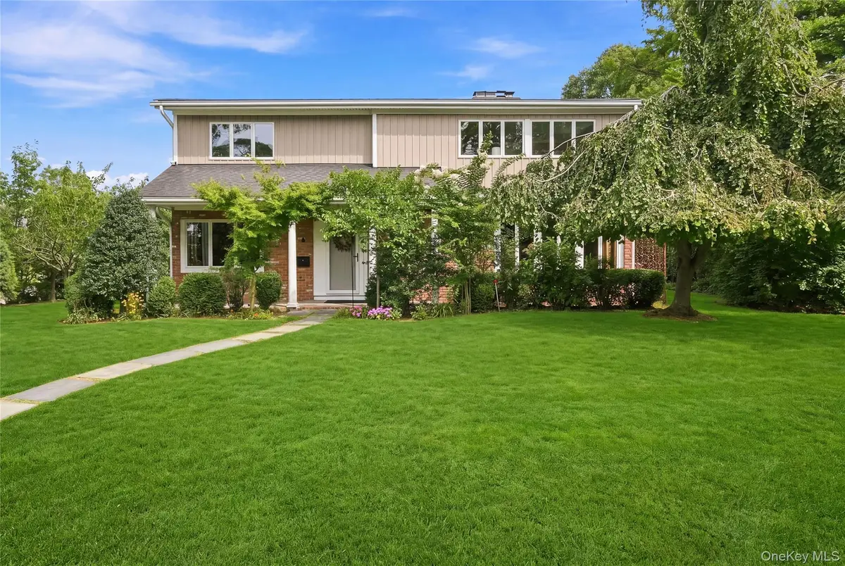 4 Saltmeadow Lane, Bayport, NY 11705 - #1