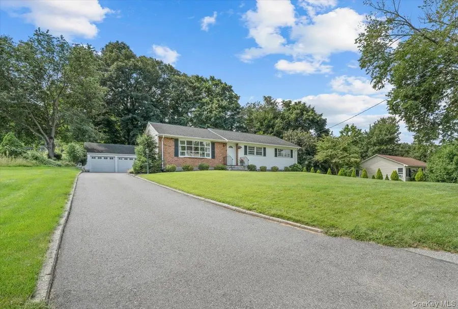 15 Robinson Avenue, Bedford Hills, NY 10507 - #3