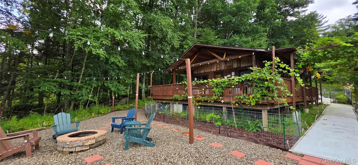 586 Lake Shore Lane, Narrowsburg, NY 12764 - #1