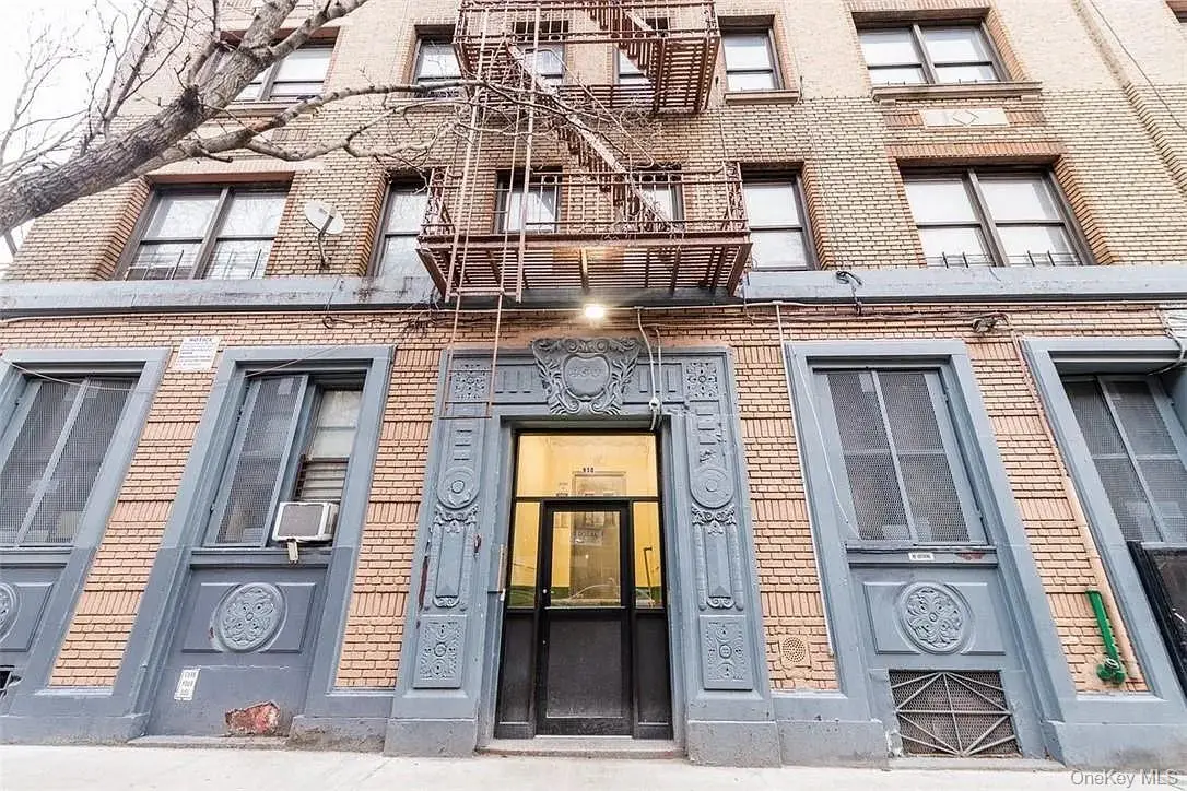 950 Hoe Avenue #2B, Bronx, NY 10459 - #1