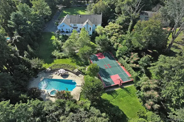 7 Saw Mill Lane, Cold Spring Harbor, NY 11724