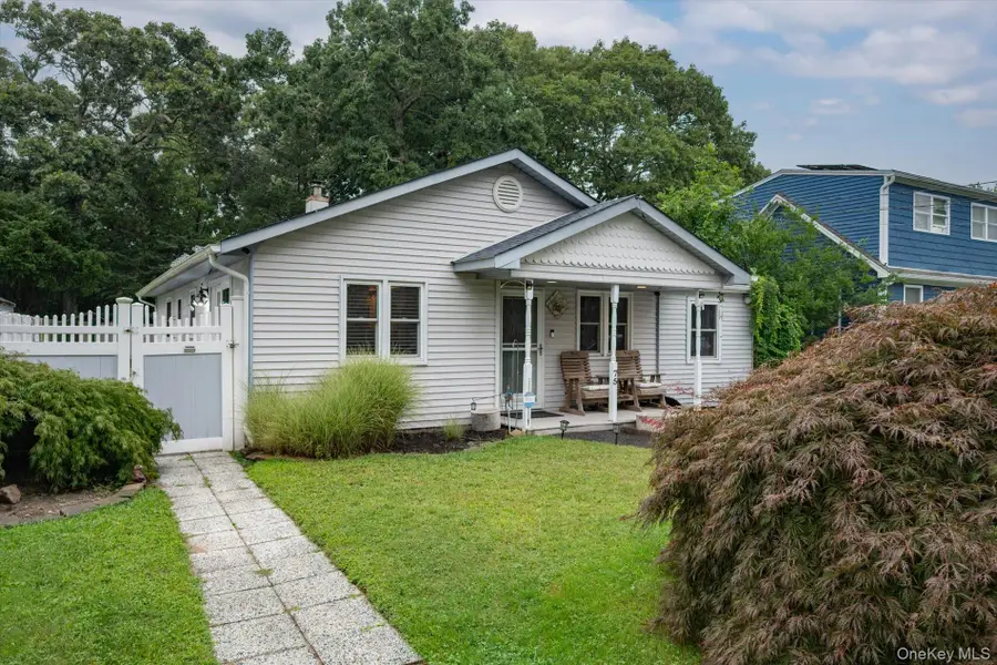 75 Westminster Drive, Shirley, NY 11967 - #2