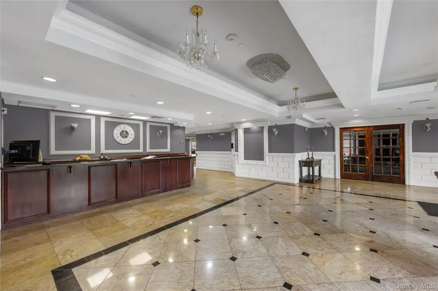 242 Maple Avenue #319, Westbury, NY 11590 - #2