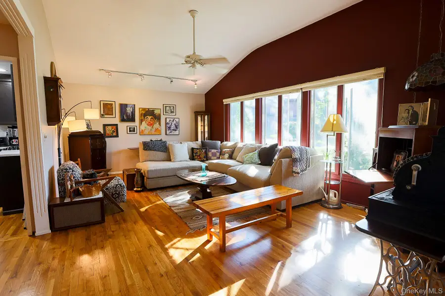 49 Gregg Court, Tappan, NY 10983 - #2