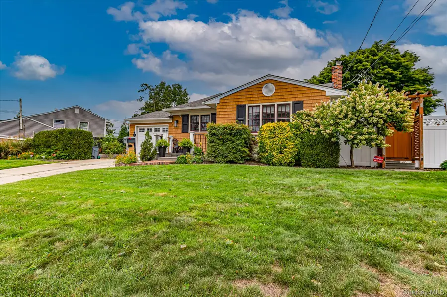 3 Peary Lane, Kings Park, NY 11754 - #2