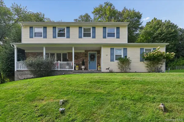 12 Berkshire Drive, New City, NY 10956