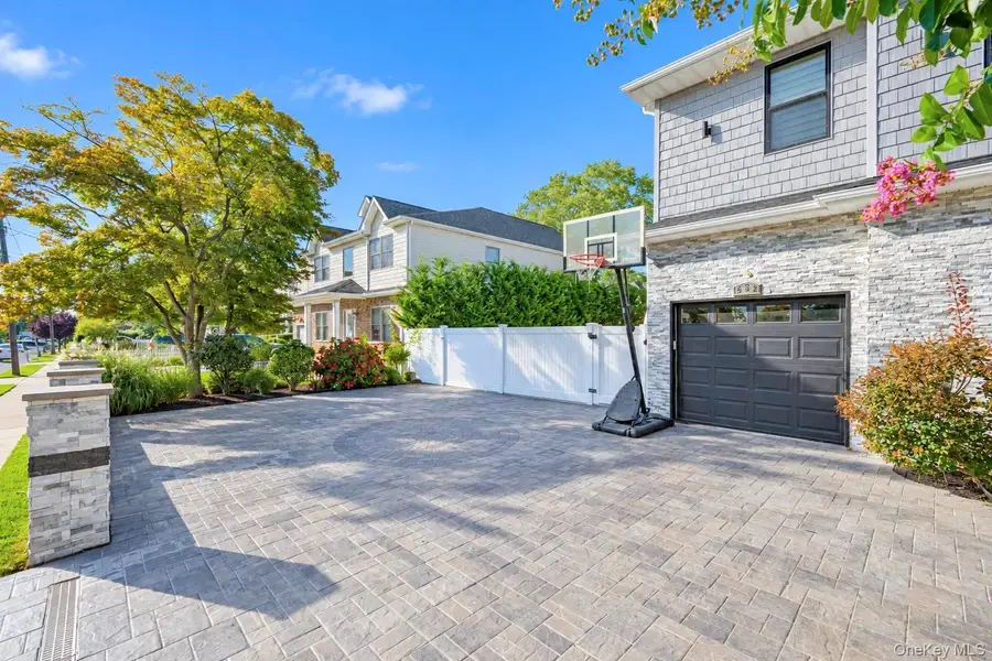 552 Dover Road, Oceanside, NY 11572 - #3