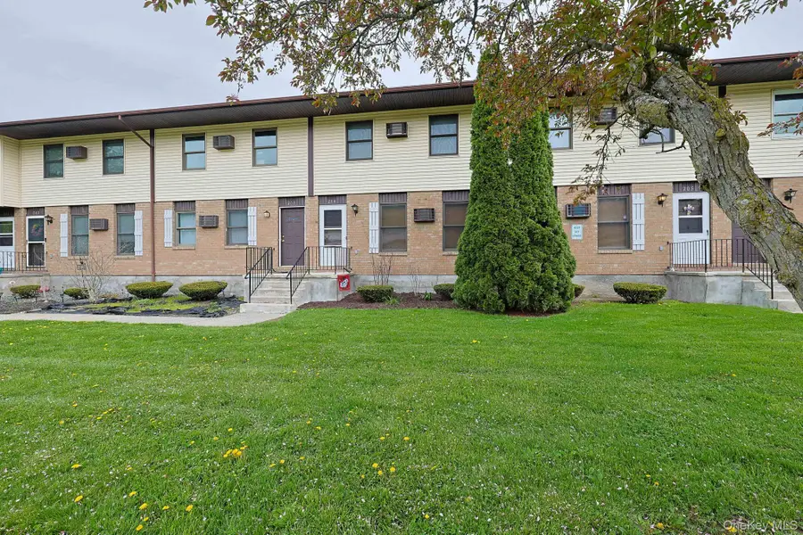 204 Parr Meadow Drive #2D, Newburgh, NY 12550 - #2