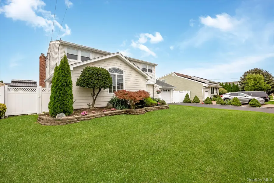 30 Swan Drive, Massapequa, NY 11758 - #2